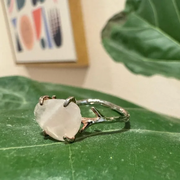 Rose Quartz Ring in Rose Gold - size 7 - Picture 4 of 12